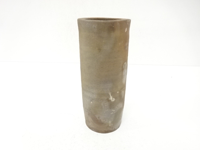 JAPANESE CERAMICS / BIZEN WARE FLOWER VASE / ARTISAN WORK